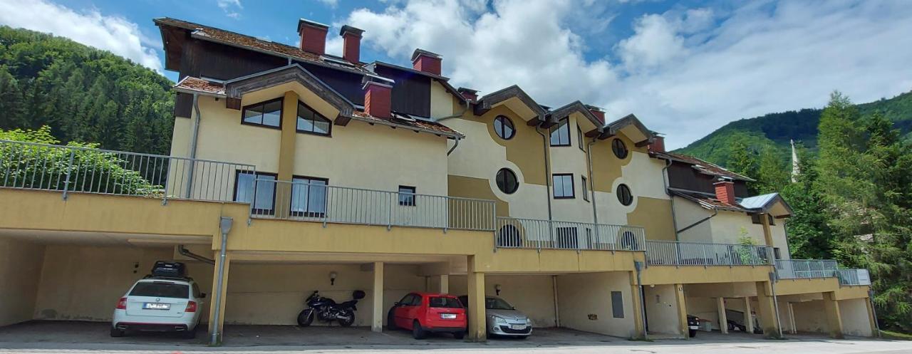 Ferienwohnung Bergspass Gaming Exterior foto